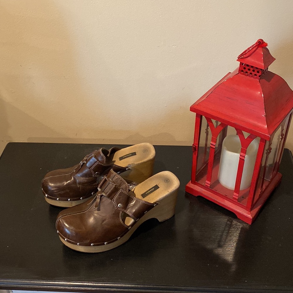 Xhilaration Brown Wooden Clogs. Size 91/2